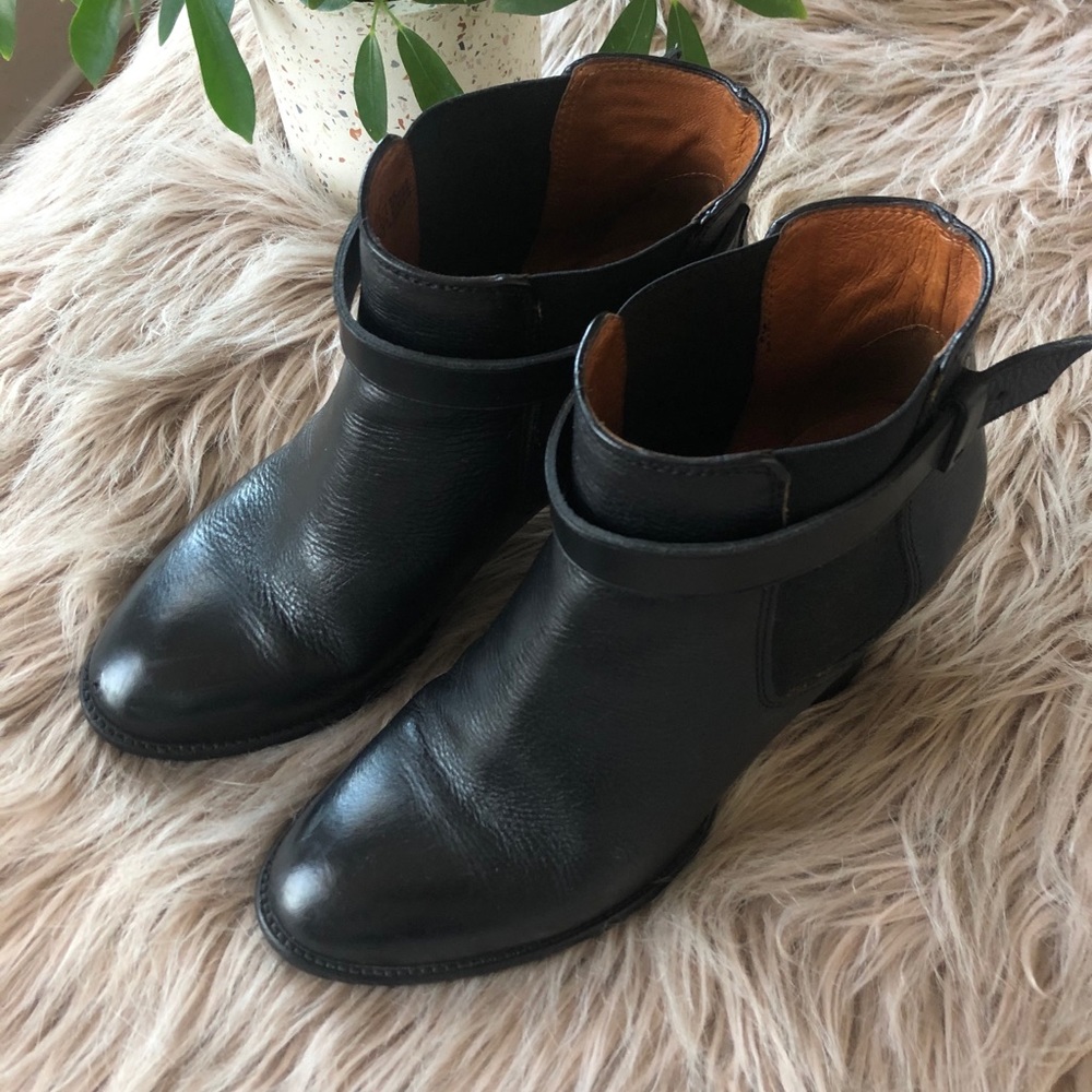 Madewell heeled bootie
